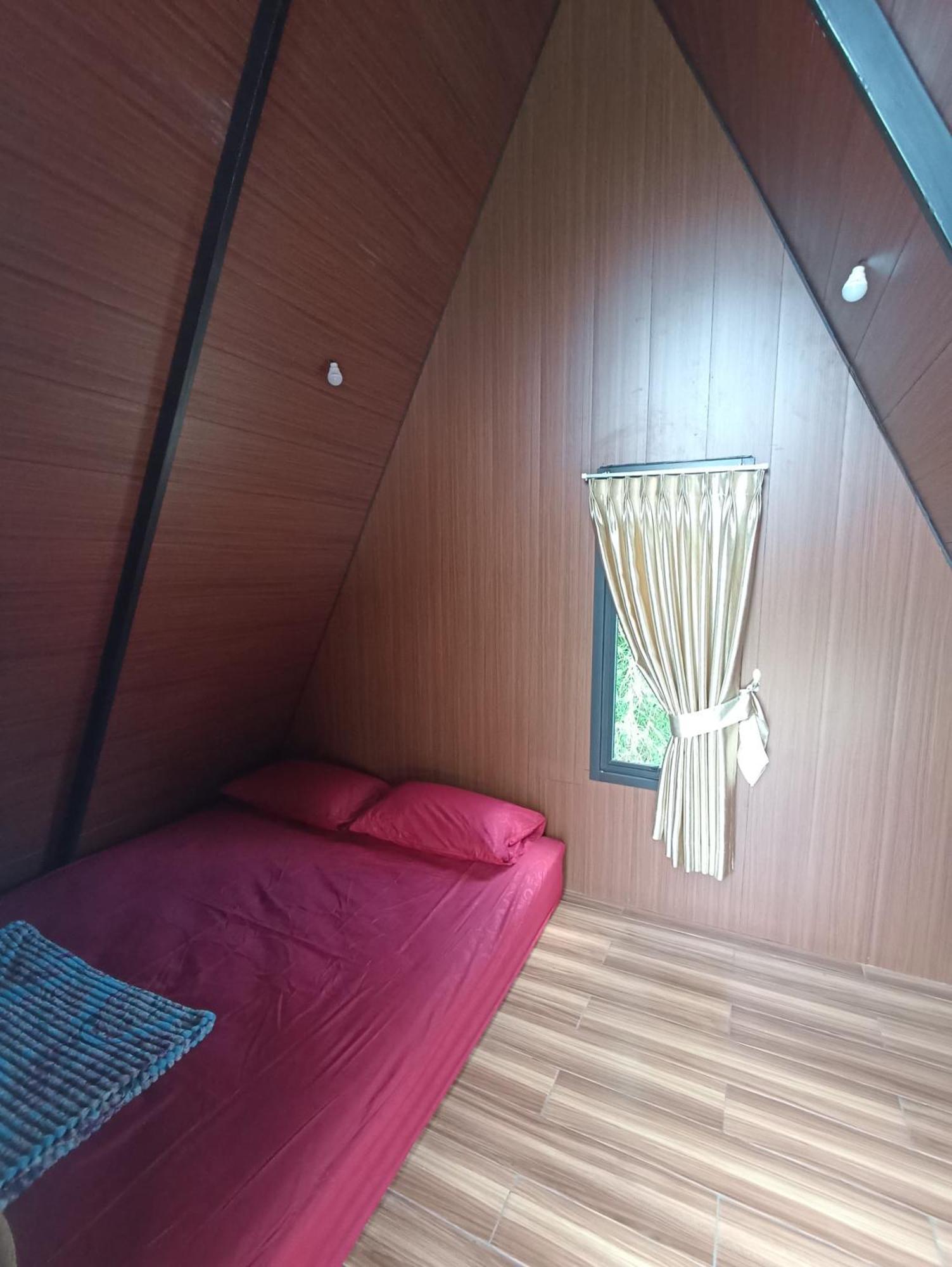מלון Tomohon Wawowow מראה חיצוני תמונה
